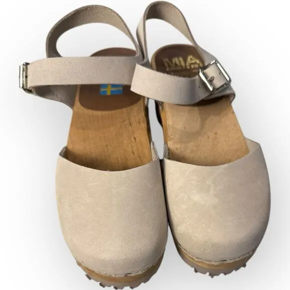 Like New Free People MIA Sweden Sofia Leather Mary Jane Wood Clogs  Size 36 (6)