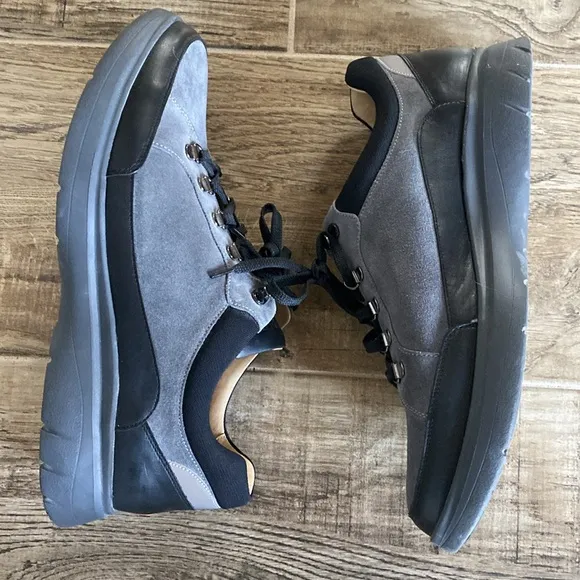 LIKE NEW {Samuel Hubbard} Men's Performance Walker | Dark Grey Suede sz 13