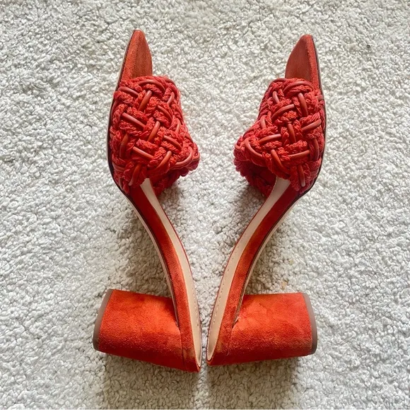 Like new! Veronica Beard Kerra Woven Block-Heel Slide Sandals. Coral size 7