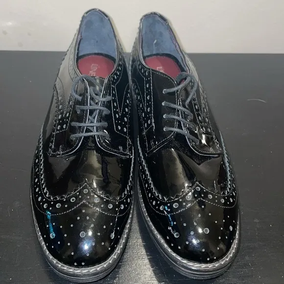 Line A Zeta Black patent leather wing tip shoes.  Size 37/6.5.