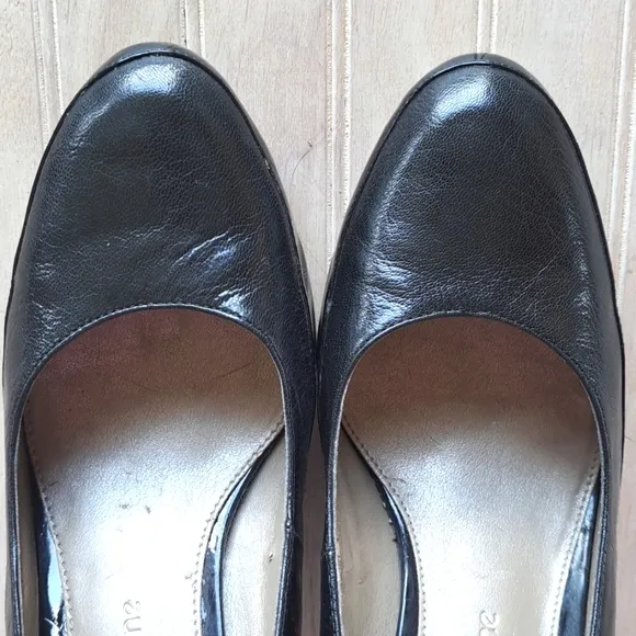 Liz Claiborne &quot;Cammie&quot; Black Leather High Heel Pumps Elegant Chic Round Toe