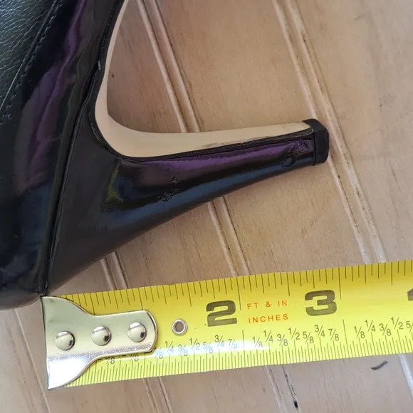 Liz Claiborne &quot;Cammie&quot; Black Leather High Heel Pumps Elegant Chic Round Toe