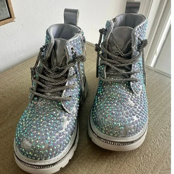 Lola   The Boys stunning HOLOGRAM SPARKLE BOOTS Sz 10c