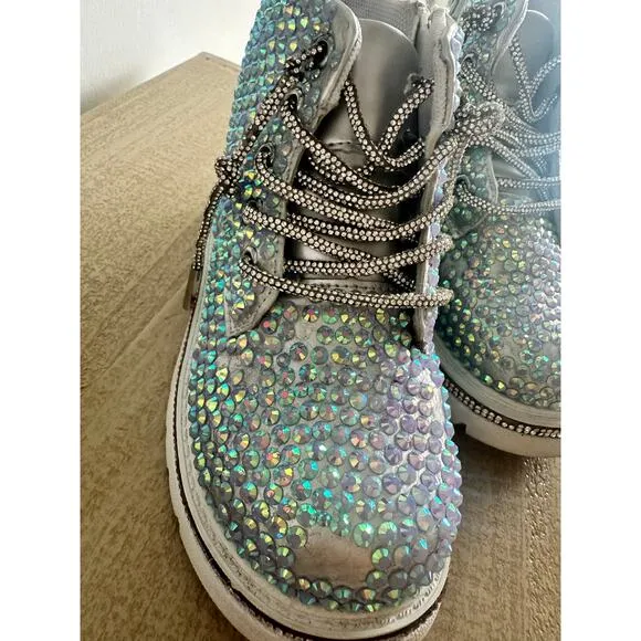 Lola   The Boys stunning HOLOGRAM SPARKLE BOOTS Sz 10c