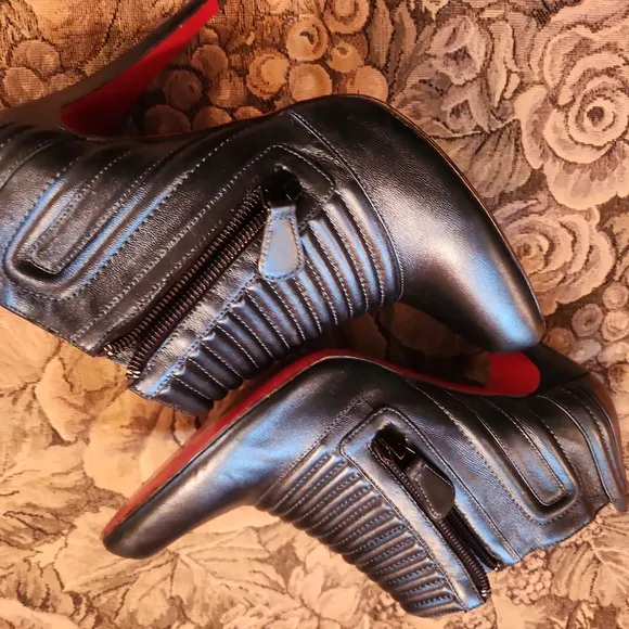 Louboutin/Chic Black Stiletto Heeled Boots