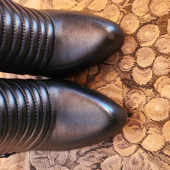 Louboutin/Chic Black Stiletto Heeled Boots