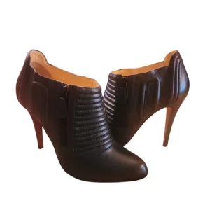 Louboutin/Chic Black Stiletto Heeled Boots