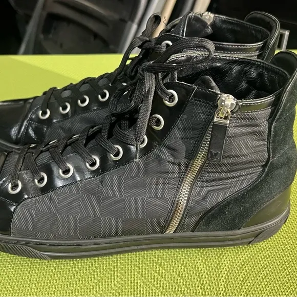 Louis Vuitton Mens Shoes Size 9.5 High top Sneakers