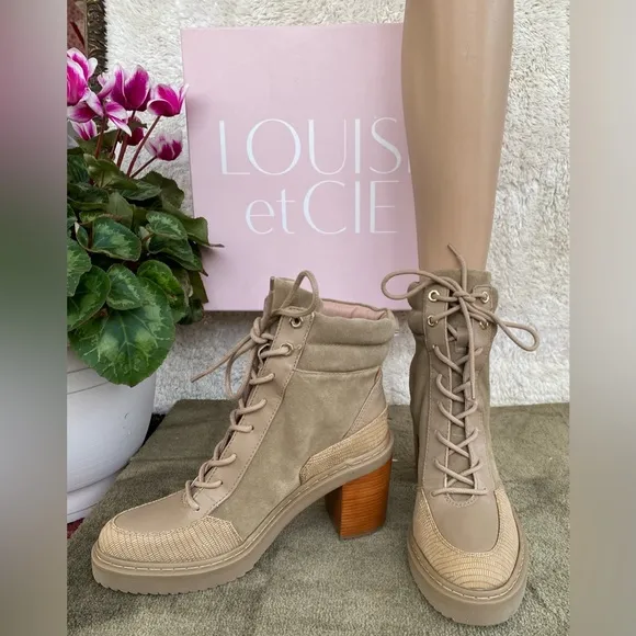 LOUISE etCIE SOFT SUEDE LACE UP LO-VAMBA STYLE ANKLE BOOTS
