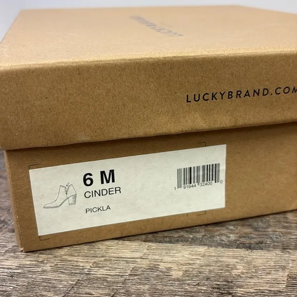 Lucky Brand Cinder -Pickla Leather Ankle Boots -Suede Chevron Pattern Size 6
