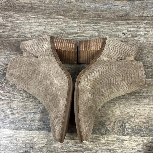 Lucky Brand Cinder -Pickla Leather Ankle Boots -Suede Chevron Pattern Size 6