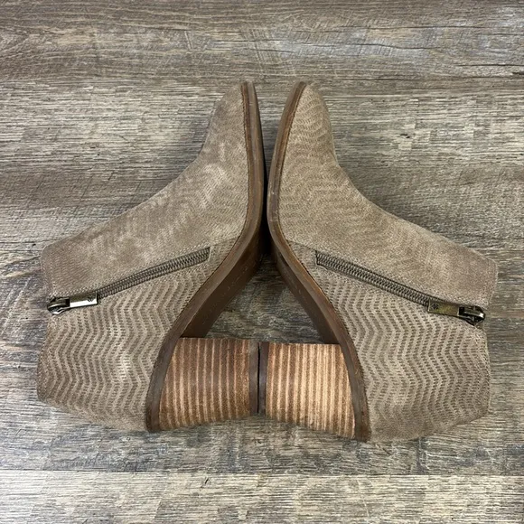 Lucky Brand Cinder -Pickla Leather Ankle Boots -Suede Chevron Pattern Size 6