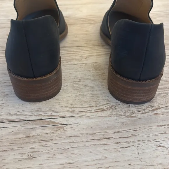 Lucky Brand Gennifa Black Leather Cutout Slip On Loafer Size 6M