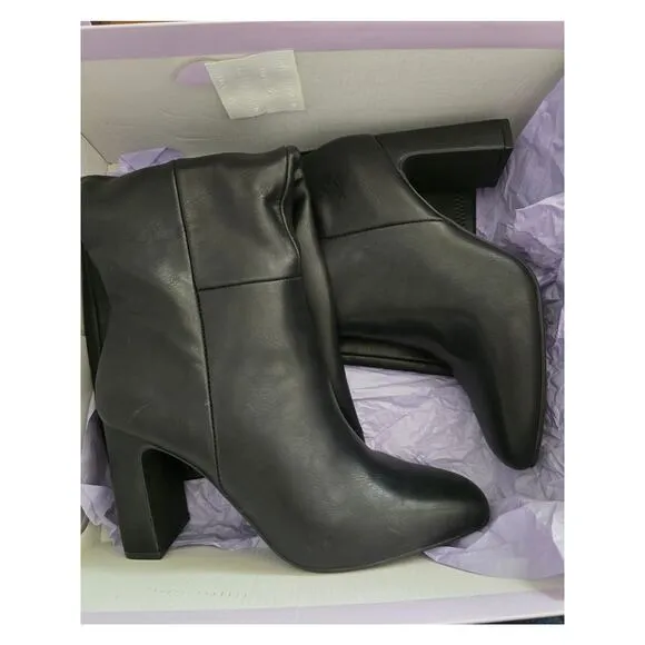 Madden Girl Wisee Black Vegan Leather Boots New in Box Size 7.5