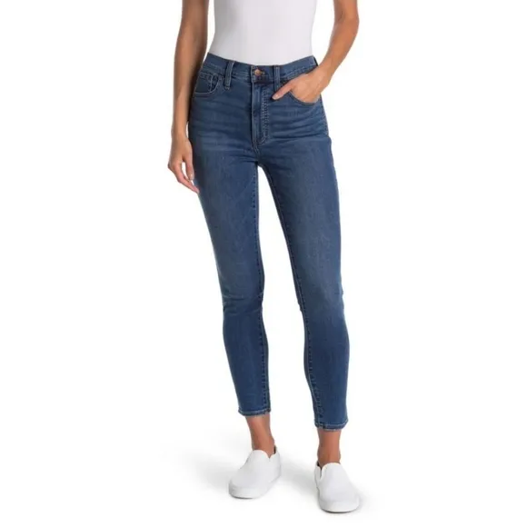 Madewell 10&quot; High Rise Skinny Jeans in Leavitt Wash Style M6234