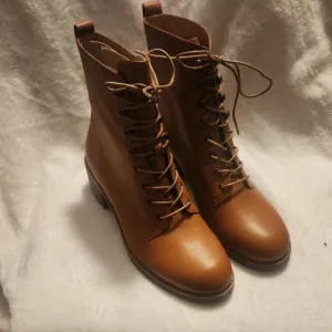 Madewell Brown Lace-Up Combat Style Ankle Boots Size 9.5 NWT