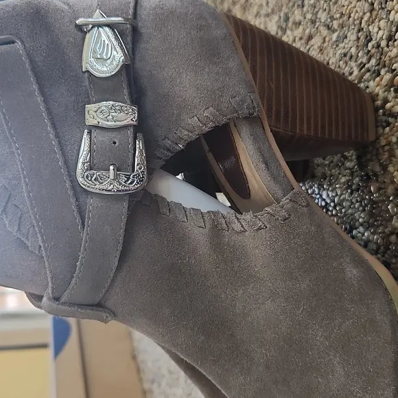 Madison Harding Lust for Life Boots with Cut-Out Design and Stacked Heel, size 9