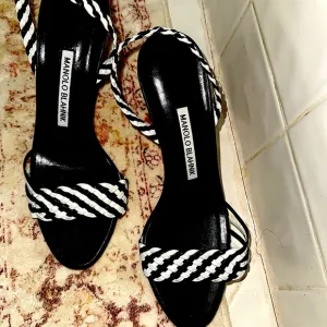 Manlo Blahink black and white woven sandals heels size 6 1/2 3 1/2 inch heel