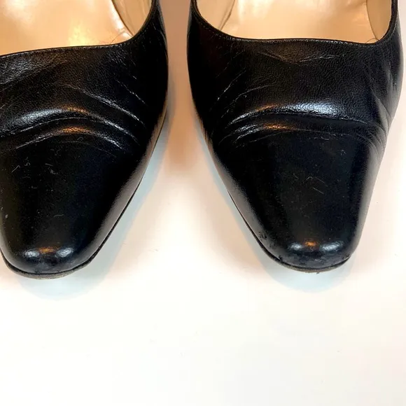 MANOLO BLAHNIK black leather heels, size 5 1/2, with original duster