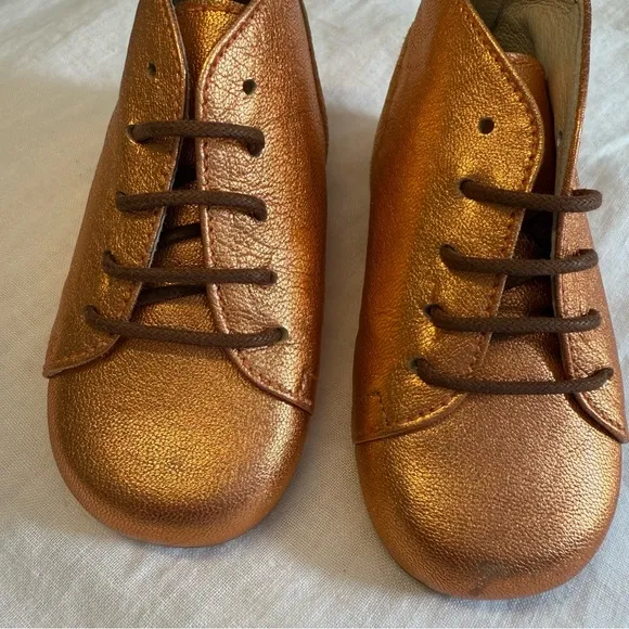 Manuela de Juan Metallic Bronze Baby Shoes Lace Up Booties