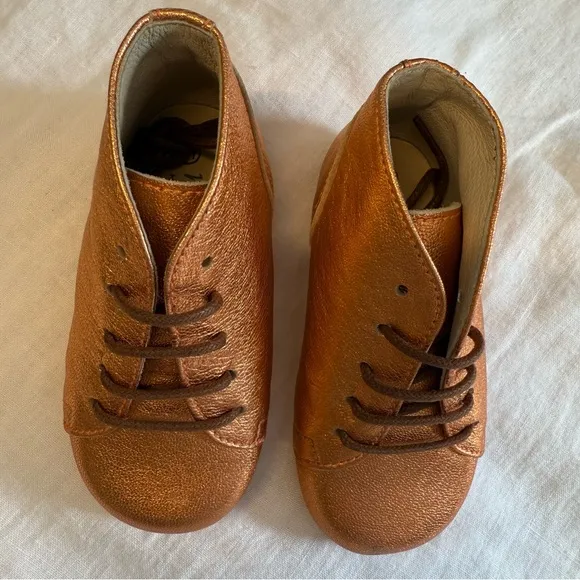Manuela de Juan Metallic Bronze Baby Shoes Lace Up Booties