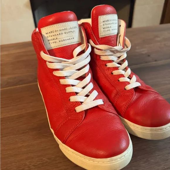 Marc by Marc Jacobs Red High-Top Sneakers Men’s Size 9 Shoes Leather Retro