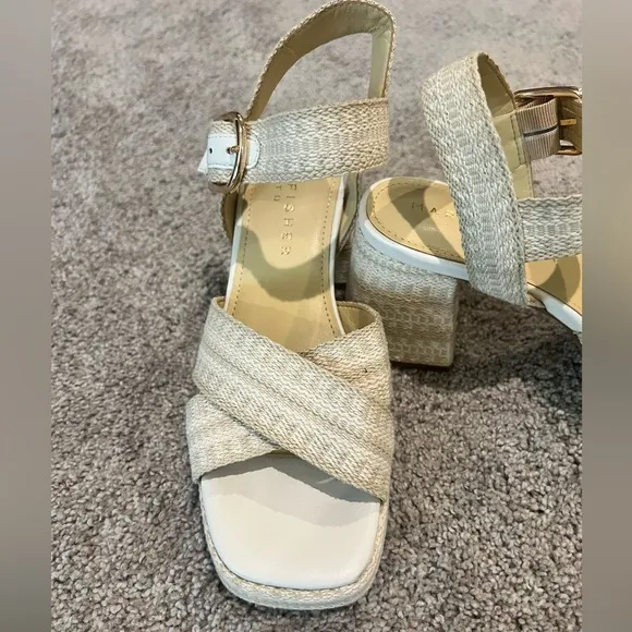 Marc Fisher LTD. Gemmie Strappy Espadrille Platform Sandals Size: 6M