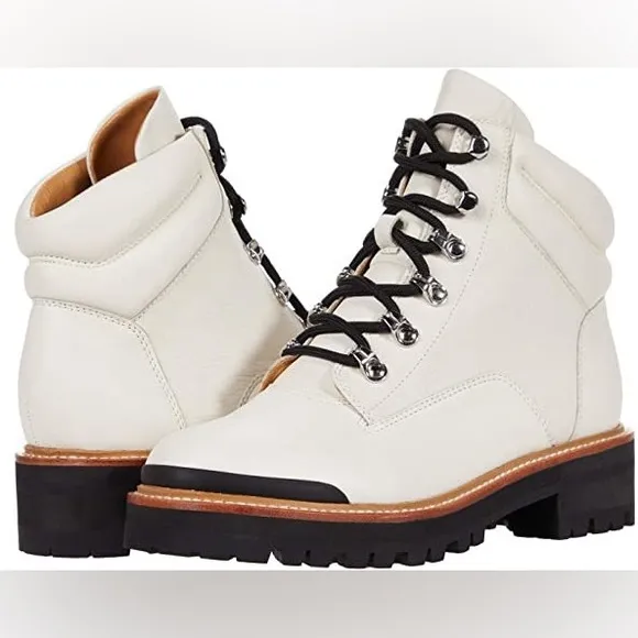 Marc Fisher NWOT Idaran Cream Pebbled Leather Lace-Up Combat Ankle Boots