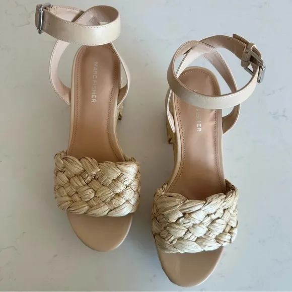 Marc Fisher Steel boho Raffia Sandal platform Size: 9