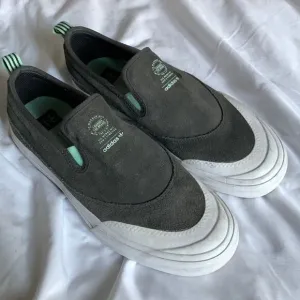 MATCHCOURT slip-On shoe