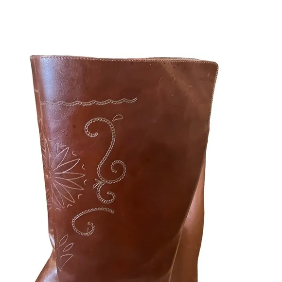 Matisse Brown Etched Leather 1.5” Black Heel Pointed Toe Cowboy Boots Zip 7M