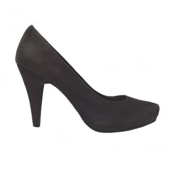 ME TOO Locket Gray Suede Platform Pumps Heels