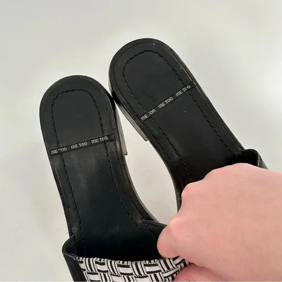 Me Too sandals size 8 fiesta black white leather woven slides vintage 90s Y2k