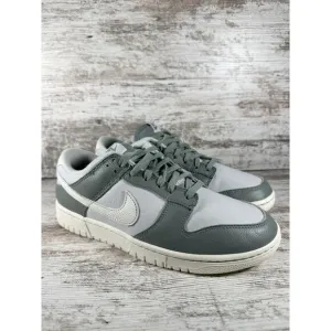 Men's Nike Dunk Low 'Mica Green' Low Top Sneakers Sz 9.5 Athletic