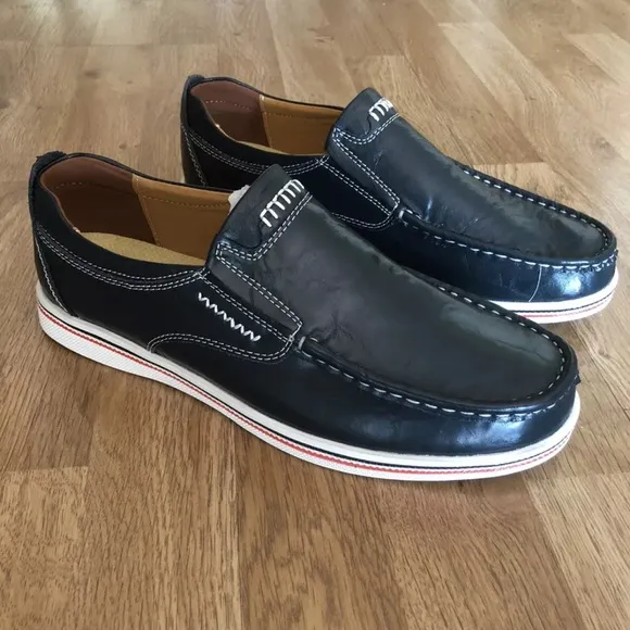 Men’s Urban Loafer Blue Leather Shoes. Tan leather &amp; suede lining. Size 11