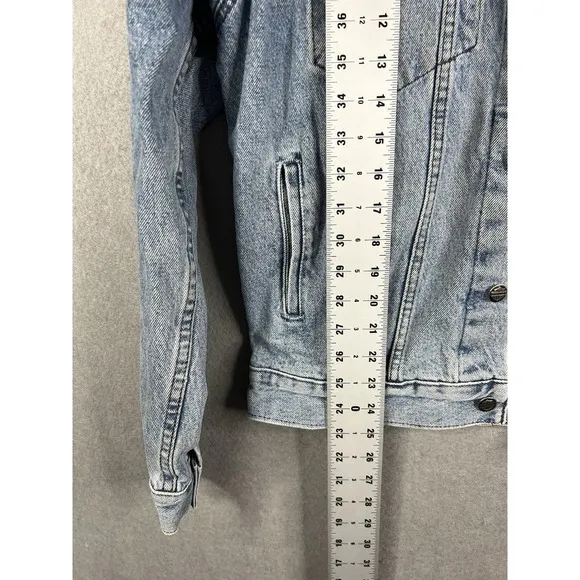 Men's Vintage Harley-Davidson Blue Denim Jacket Size Med Harley‎ Patch On Back