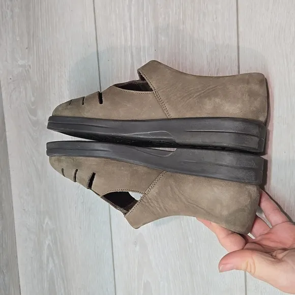 Mephisto Women Leather Mary Jane closed toe Loafer Slip on shoes mule sz 5.5