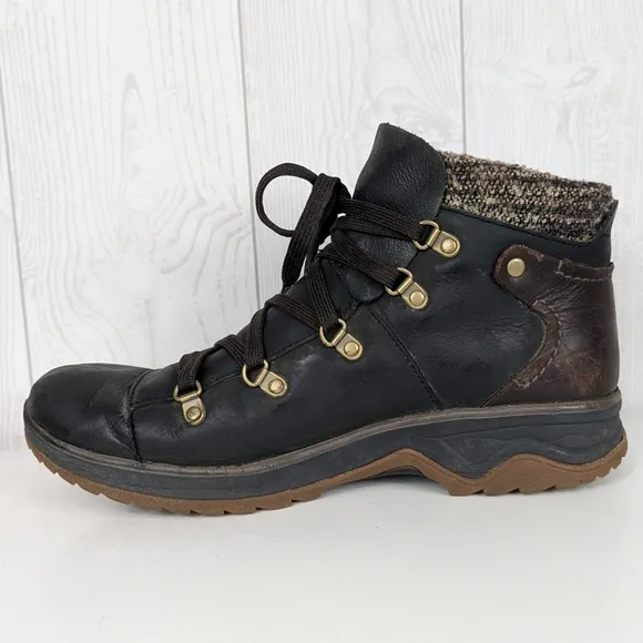 Merrell Eventyr Bluff Fashion Hiking Boots Size 9 Women's Black Brown Leather