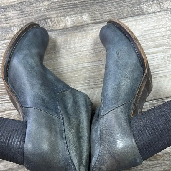 METISSE Beautiful Stylish Gray Leather Women's Boots, Size 8 MADE IN 🇪🇸 SPAIN