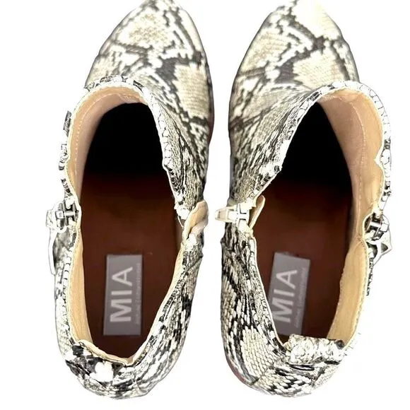MIA booty Auden Snakeskin (brown &amp; tan) print ankle style size 7 1/2