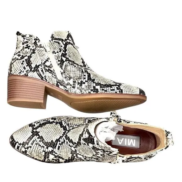 MIA booty Auden Snakeskin (brown &amp; tan) print ankle style size 7 1/2