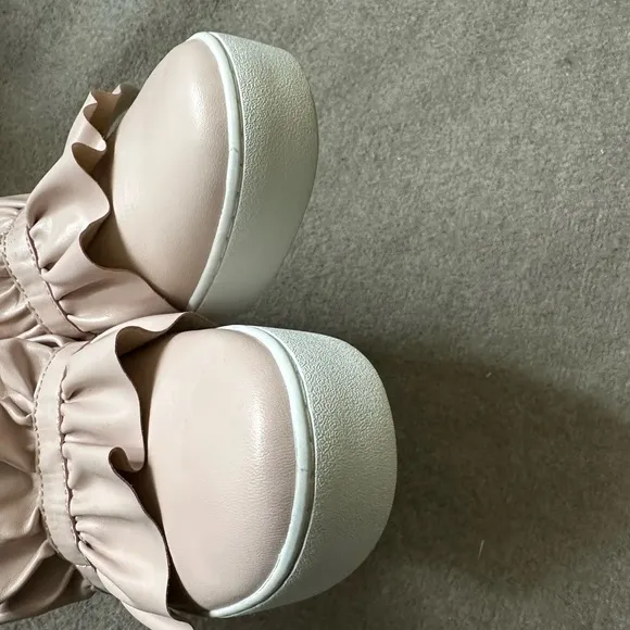 Michael Kors ‘Bella’ Blush Leather Slip-On Shoes~10