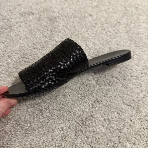 Michael Kors Collection McGraw Woven Leather Slide - Size 6