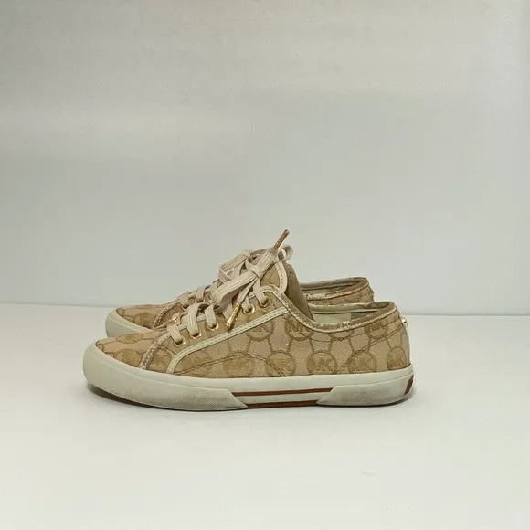Michael Kors - MK Signature Logo Shoes Sneakers Women's Size: 6