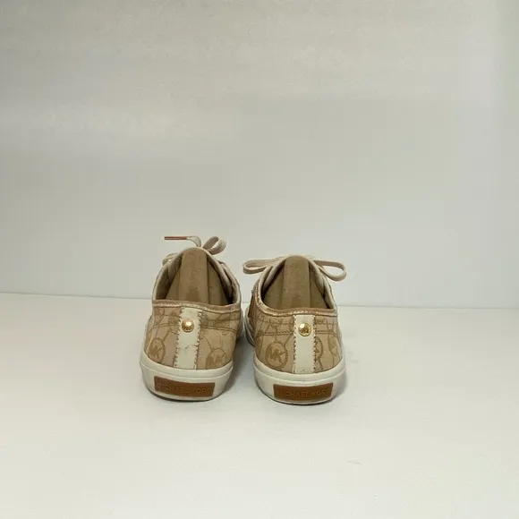 Michael Kors - MK Signature Logo Shoes Sneakers Women's Size: 6