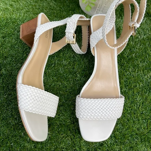 MICHAEL MICHAEL KORSPetra Woven Ankle-Strap Sandals size 8 NEW