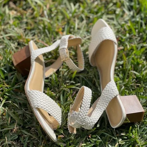 MICHAEL MICHAEL KORSPetra Woven Ankle-Strap Sandals size 8 NEW