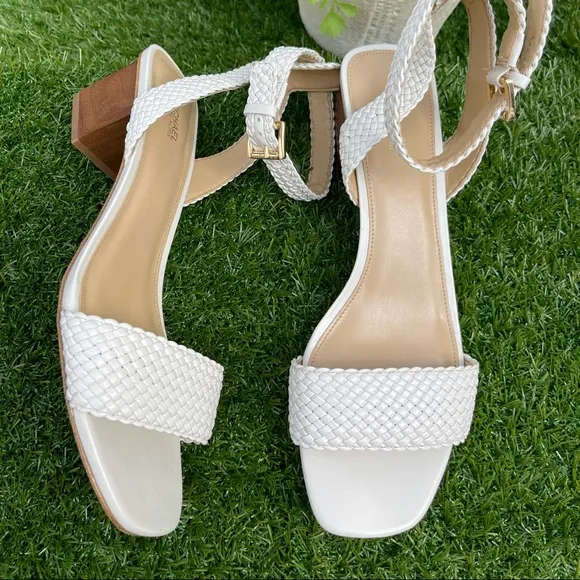 MICHAEL MICHAEL KORSPetra Woven Ankle-Strap Sandals size 8 NEW