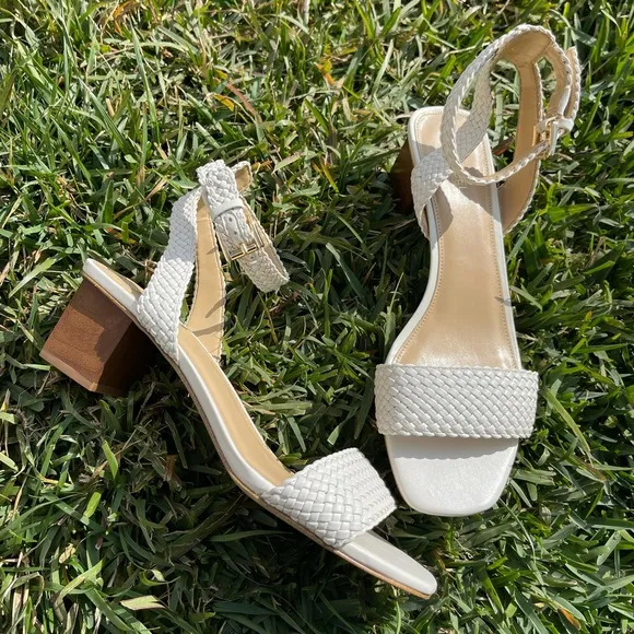 MICHAEL MICHAEL KORSPetra Woven Ankle-Strap Sandals size 8 NEW