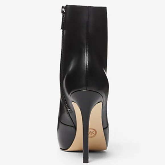 Micheal Kors | Rue Leather Boot